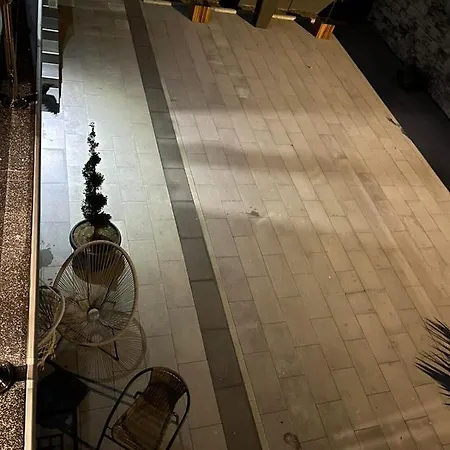 4 Apartment *