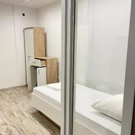 4 Apartment