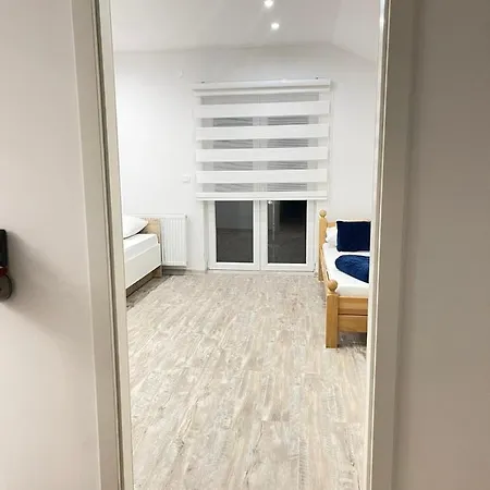 Apartment 4
